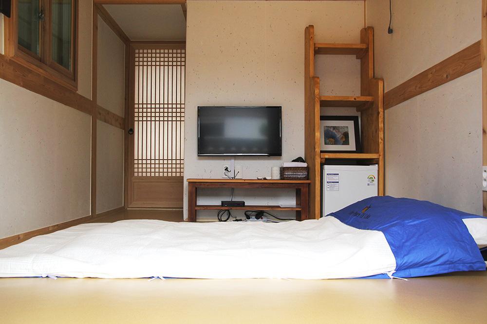 Yeonwoodang Guesthouse Čondžu Exteriér fotografie