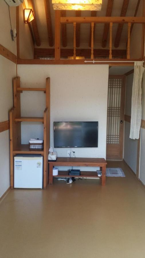 Yeonwoodang Guesthouse Čondžu Exteriér fotografie